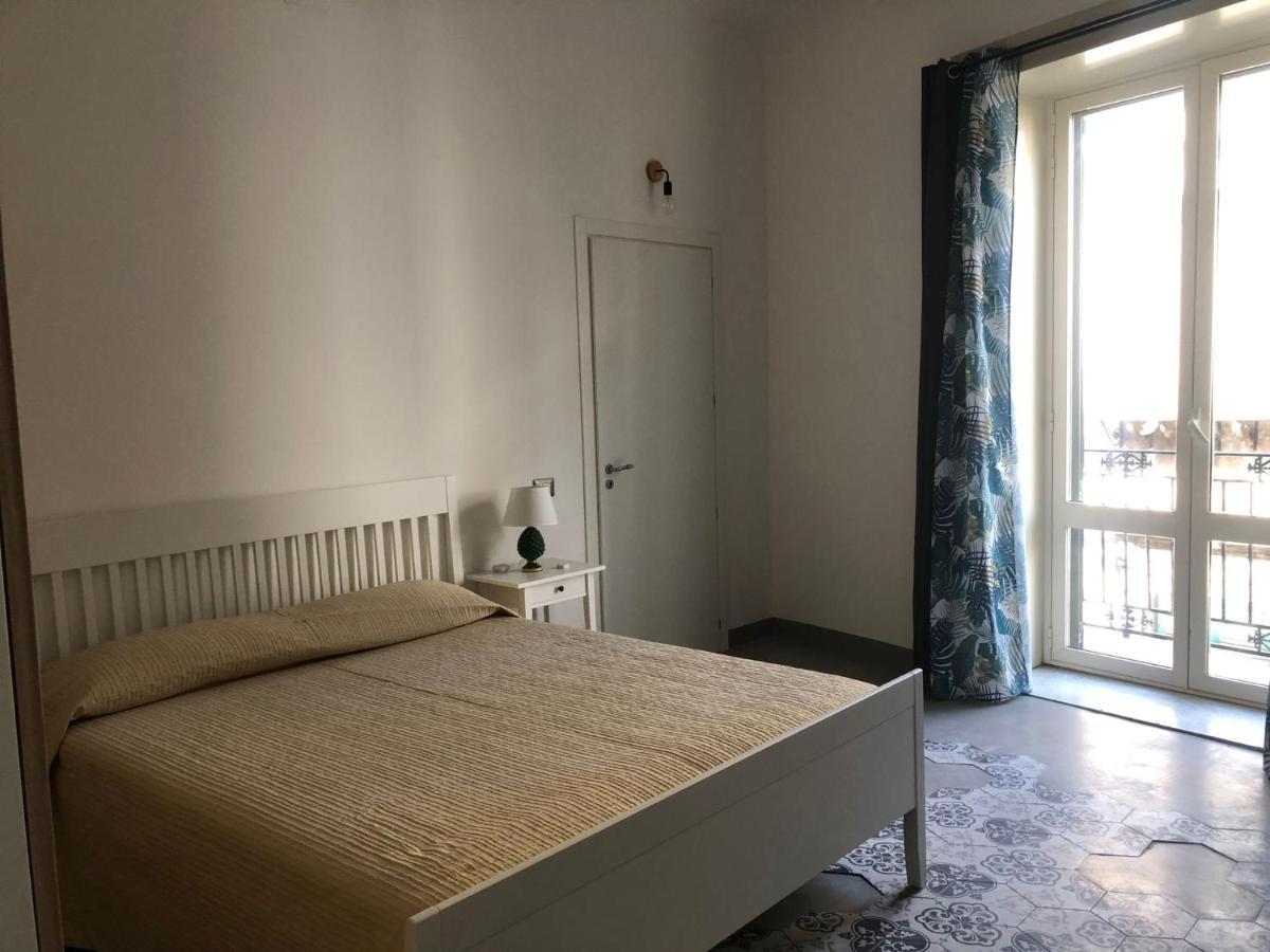 City Center Apartment Da Felu Palermo Luaran gambar