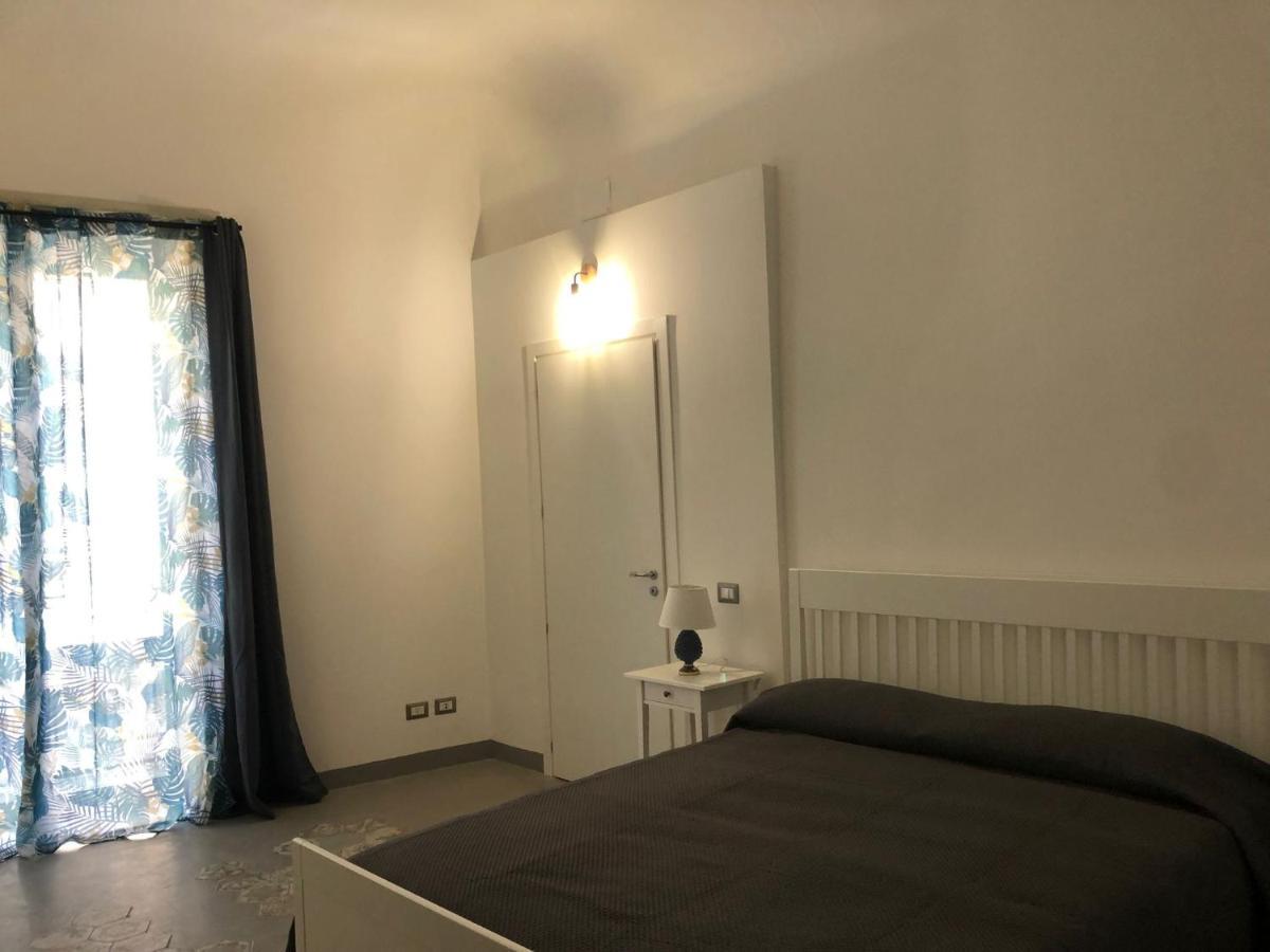 City Center Apartment Da Felu Palermo Luaran gambar