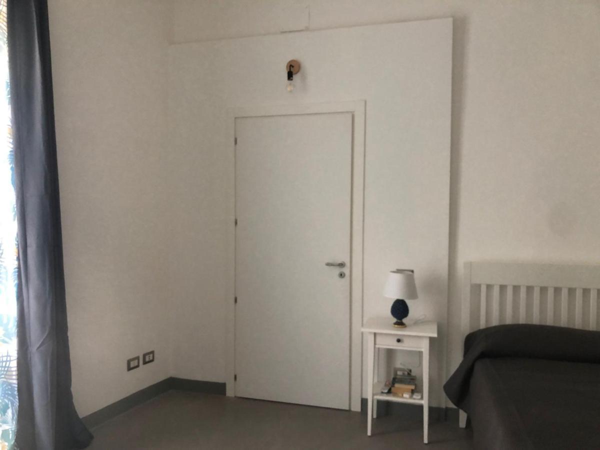 City Center Apartment Da Felu Palermo Luaran gambar